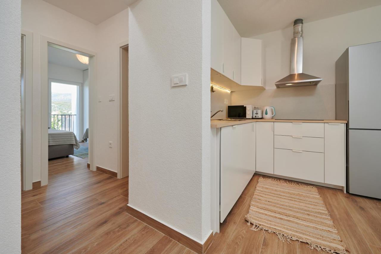 Nela & Sara - 2 Apartments With Heated Swimming Pool سيغيت فغانييتْسا المظهر الخارجي الصورة