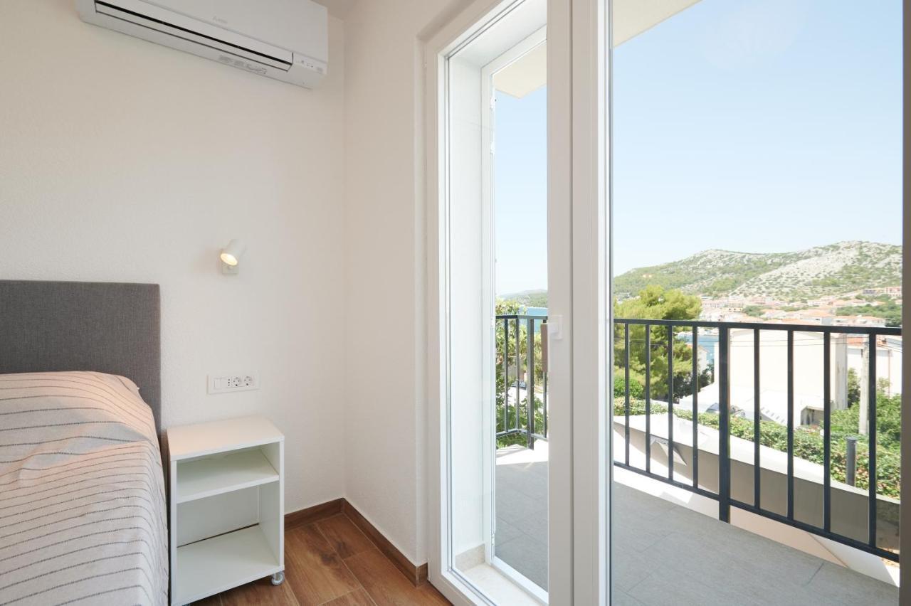 Nela & Sara - 2 Apartments With Heated Swimming Pool سيغيت فغانييتْسا المظهر الخارجي الصورة